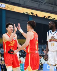 开云官网-浙江广厦送四川男篮15连败，杜锋和张庆鹏谁的帅位更摇摇欲坠？
